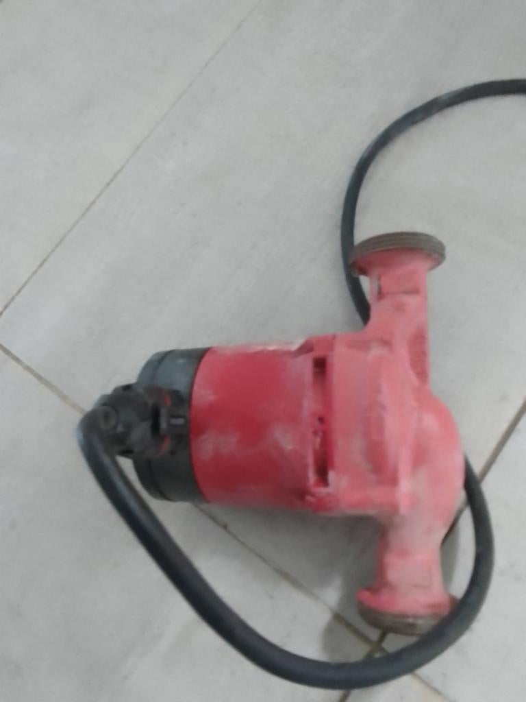 Grundfos pomp, Auto-onderdelen, Ophalen, Nieuw