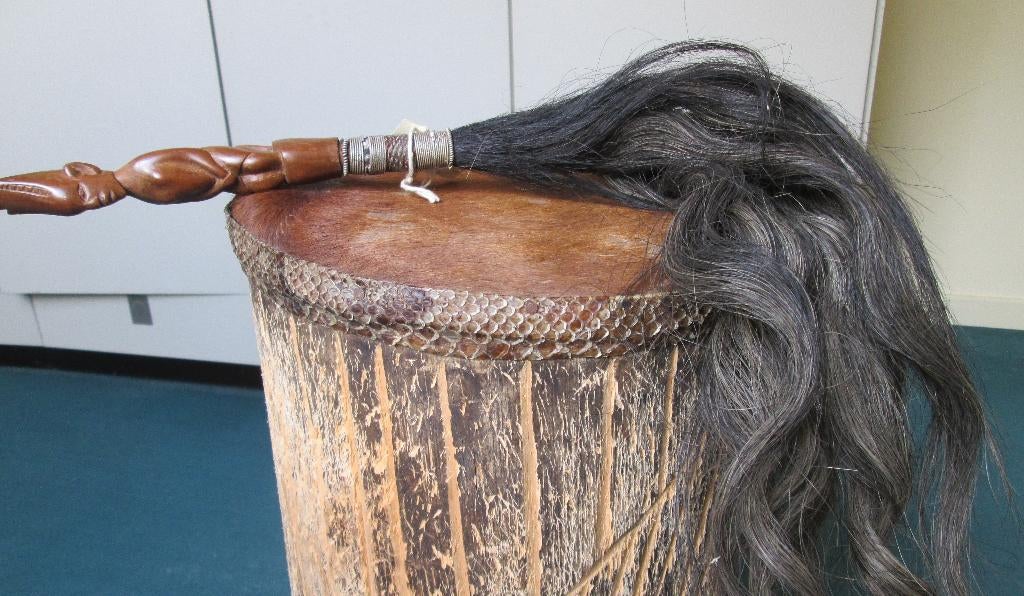 VLIEGENVERJAGER UIT KONGO, Ophalen