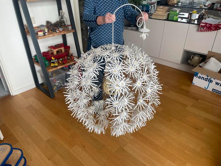 Ikea Maskros Hanglamp - Wit Bloemendesign, Huis en Inrichting, Lampen | Hanglampen, Gebruikt, Minder dan 50 cm, Kunststof, Ophalen