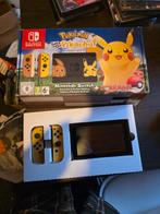 Nintendo Switch Let's Go Pikachu! Editie + Poké Ball Plus, Avontuur en Actie, 2 spelers, Ophalen of Verzenden, Zo goed als nieuw