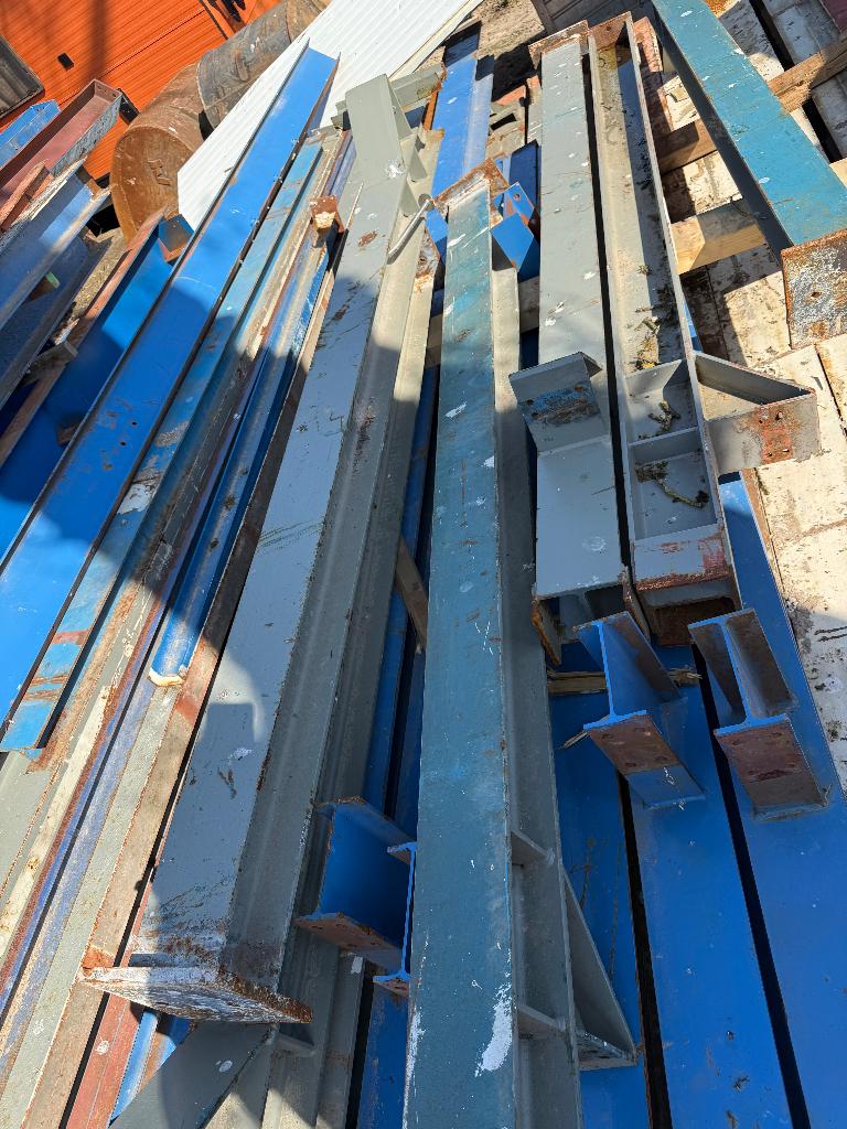 6x H-balk HEB 160 staanders 2900mm lang, Doe-het-zelf en Verbouw, Metalen, Ophalen