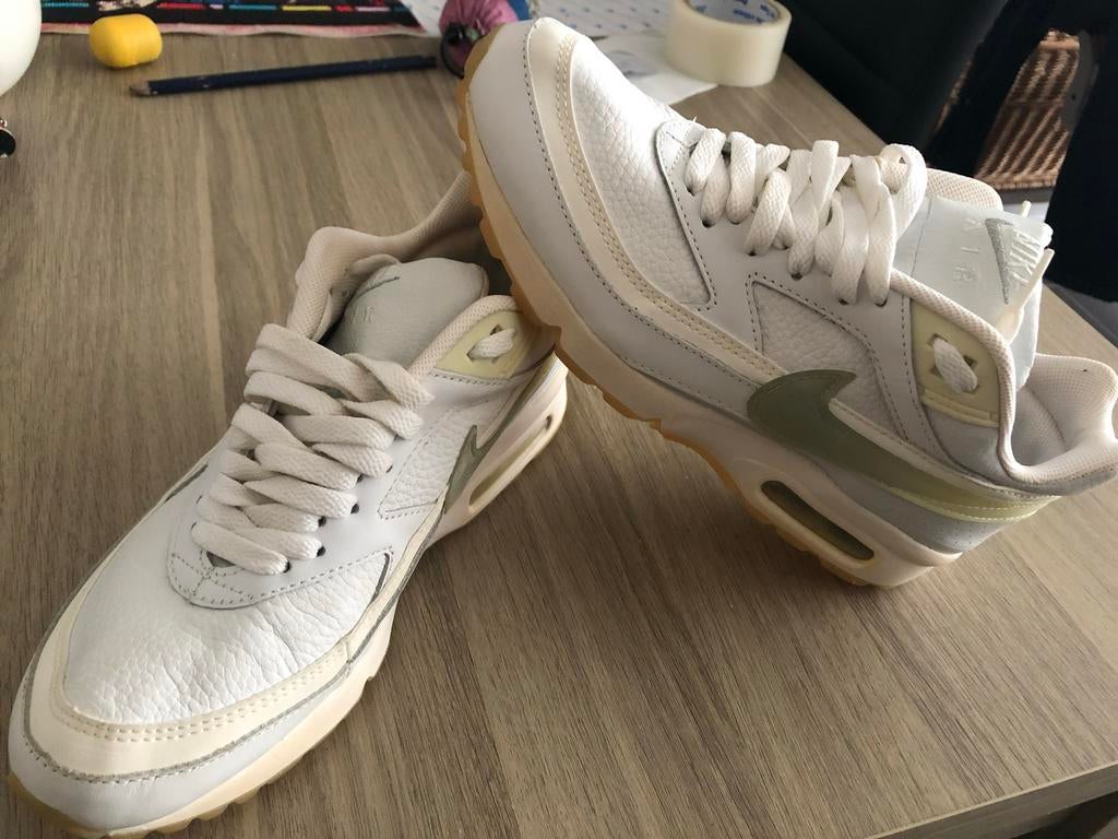 Nike Air Max Classics BW cream white Mint Condition, Ophalen, Zo goed als nieuw, Schoenen