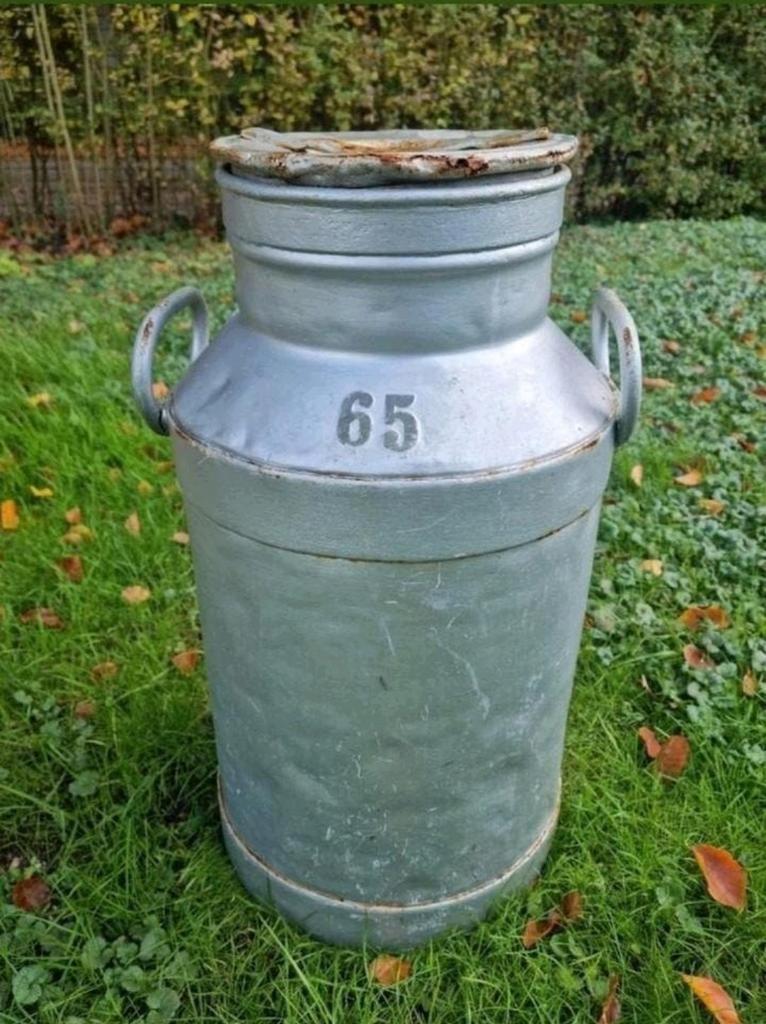 Melkbus melk bus inclusief deksel nummer 65 deco of carbid ?, Ophalen of Verzenden, Zo goed als nieuw