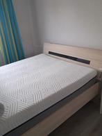 Bed, Ophalen, Gebruikt, 140 cm, Twijfelaar