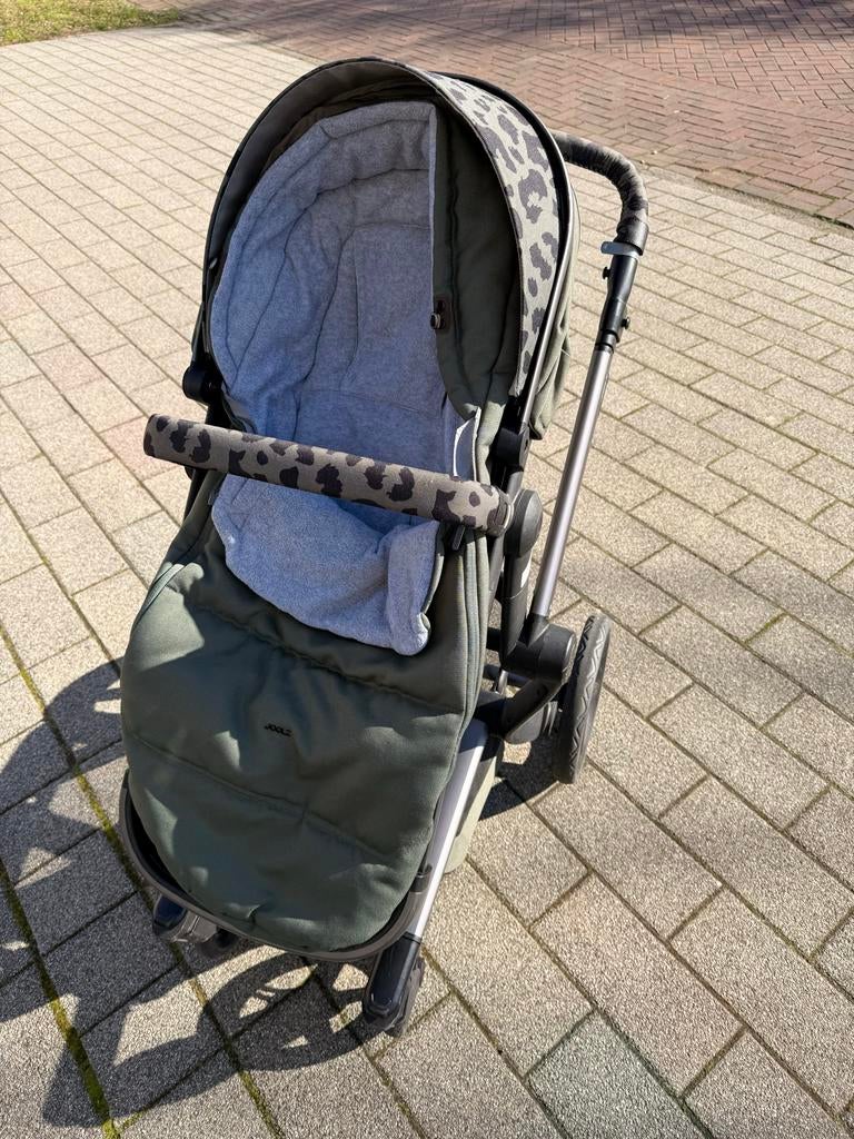 Joolz Day+ kinderwagen met bekerhouder en maxi-cosi adapter, Kinderen en Baby's, Kinderwagens en Combinaties, Gebruikt, Verstelbare duwstang
