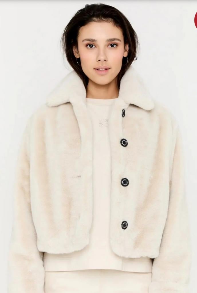 Moscow winterjas maat S faux fur - ongedragen, Kleding | Dames, Jassen | Winter, Beige, Ophalen of Verzenden, Maat 36 (S), Moscow