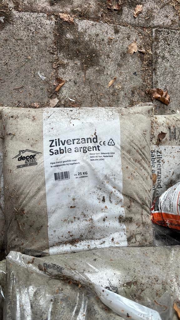 zilverzand 10 zakken, Ophalen of Verzenden, Zo goed als nieuw, Voegzand