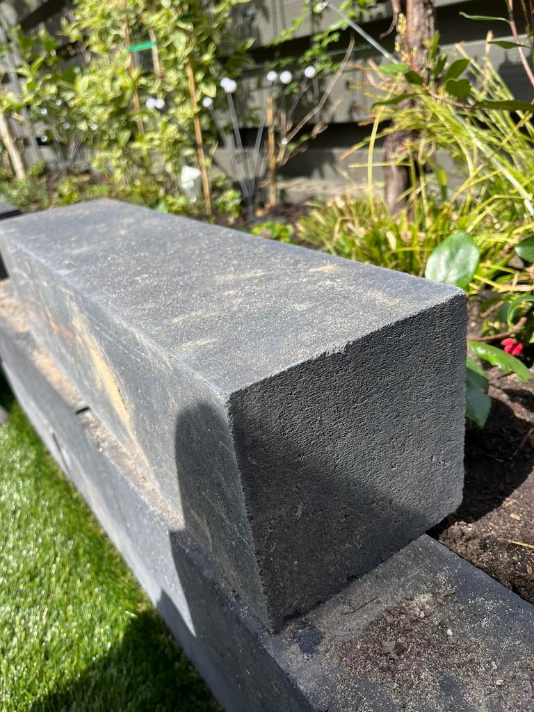 Stapelblokken 8 stuks, Tuin en Terras, Bielzen en Borders, Ophalen, Zo goed als nieuw, Minder dan 100 cm, Minder dan 25 cm