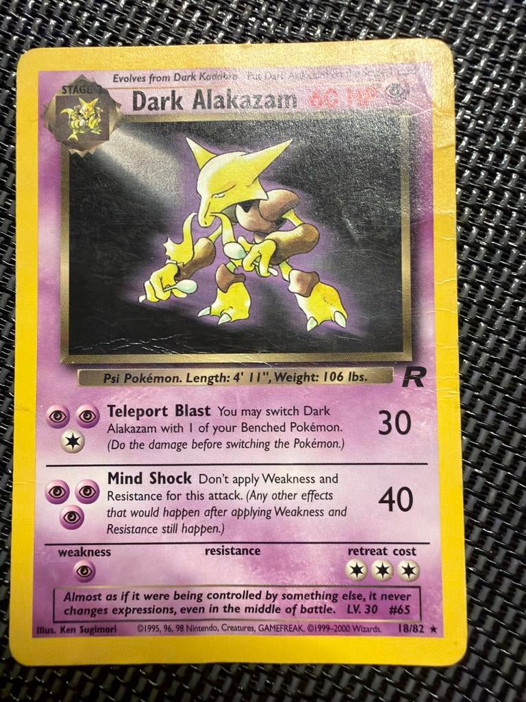 Dark Alakazam 18/82 Holo Rare Pokémon Kaart, Ophalen of Verzenden, Gebruikt, Losse kaart
