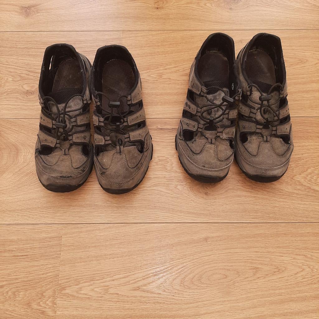 wandelsandalen maat 42 - twee paar, Kleding | Heren, Schoenen, Sandalen, Overige kleuren, Ophalen of Verzenden, Gedragen