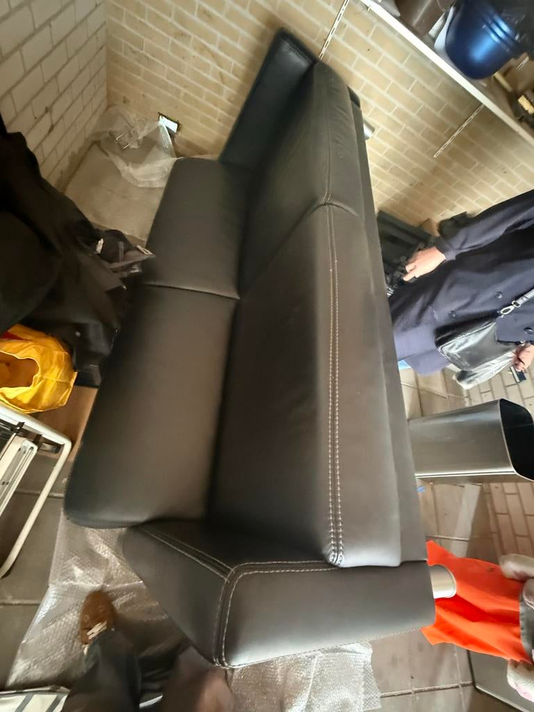 Gratis af te halen: 2 comfortabele banken in Beverwijk, Ophalen, 150 tot 200 cm, Tweepersoons, Zo goed als nieuw