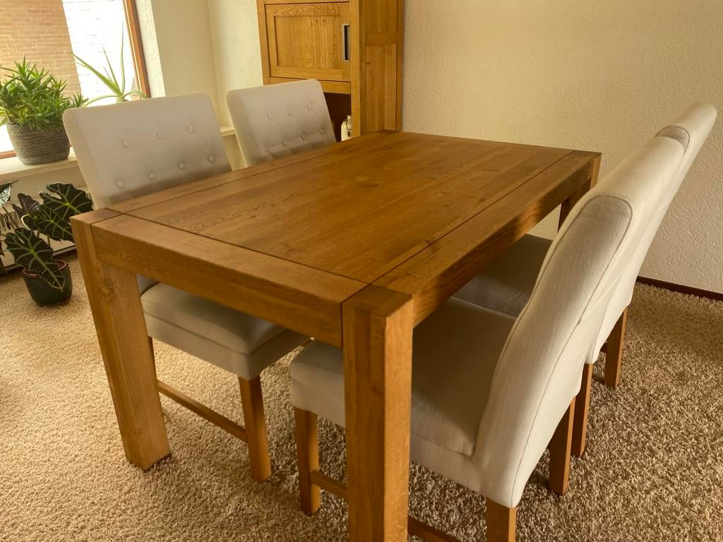 Eettafel met bijbehorende meubels, Ophalen, Zo goed als nieuw, 4 tot 6 stoelen