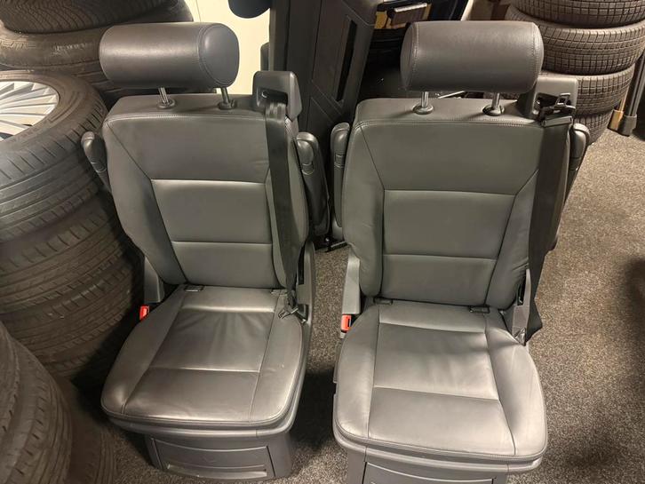 stoelen /slaapbank multivan leer tafel, Auto-onderdelen, Interieur en Bekleding, Gebruikt, Ophalen