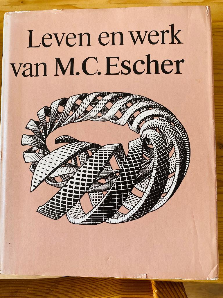 kunstboek: het leven en werk van M.C.Escher, Boeken, Gelezen, Ophalen of Verzenden, Los deel, Overige onderwerpen