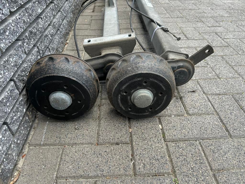 Torsie assen aanhangwagen, Ophalen, Gebruikt