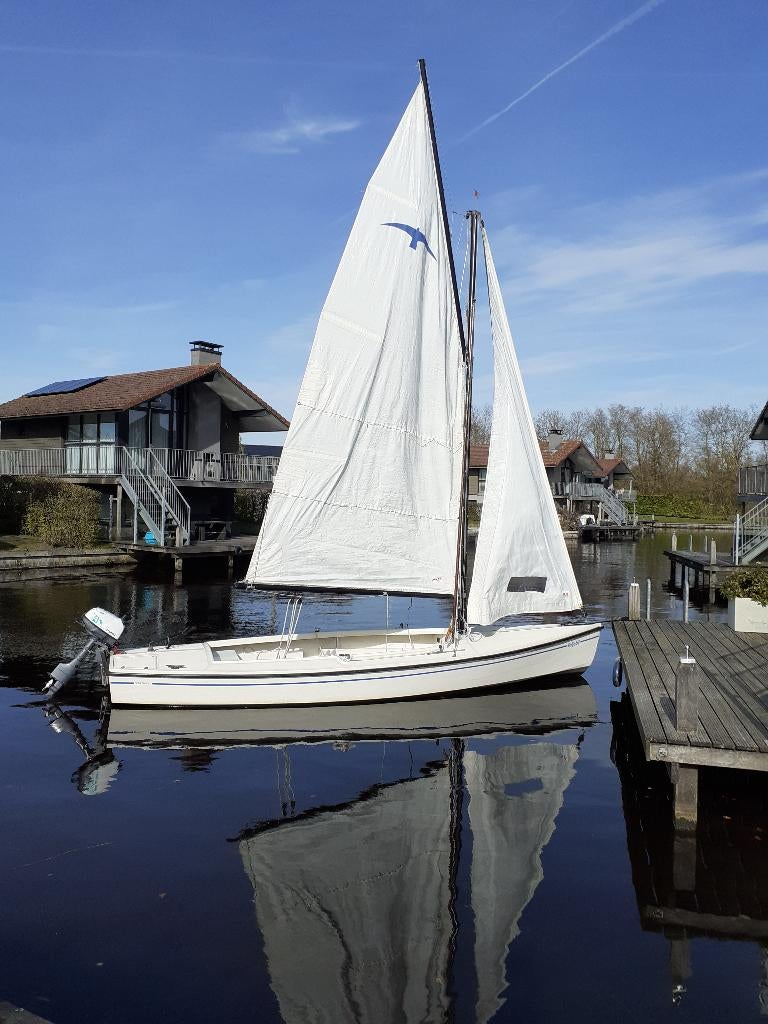 Geuzenvalk, Watersport en Boten, Open zeilboten, Gebruikt, Valk, 6 meter of meer, Polyester, Buitenboordmotor, Benzine, Ophalen