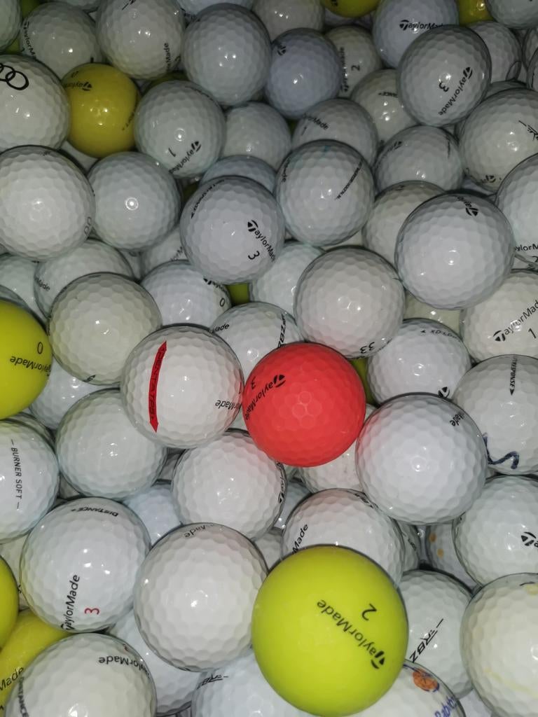 Taylormade golfballen AAAA kwaliteit 50 stuks, Sport en Fitness, Golf, Ophalen of Verzenden, Zo goed als nieuw, Bal(len)