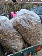 Stro, Tuin en Terras, Aarde en Mest, Ophalen