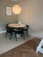 Ronde marmer tafel met tulp voet, S-Hertogenbosch