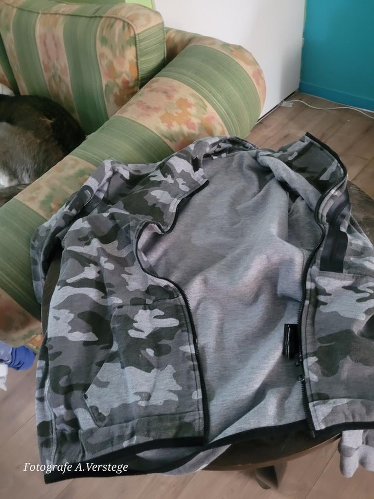 ANTONY MORATO Camouflage Vest met Capuchon hoody mt 16, Ophalen, Gebruikt, Antony Morato, Jongen