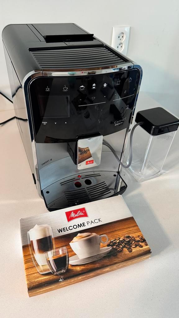 Melitta Caffeo Barista Smart koffiemachine, Witgoed en Apparatuur, Koffiezetapparaten, Gebruikt, Koffiebonen, Koffiemachine, 10 kopjes of meer