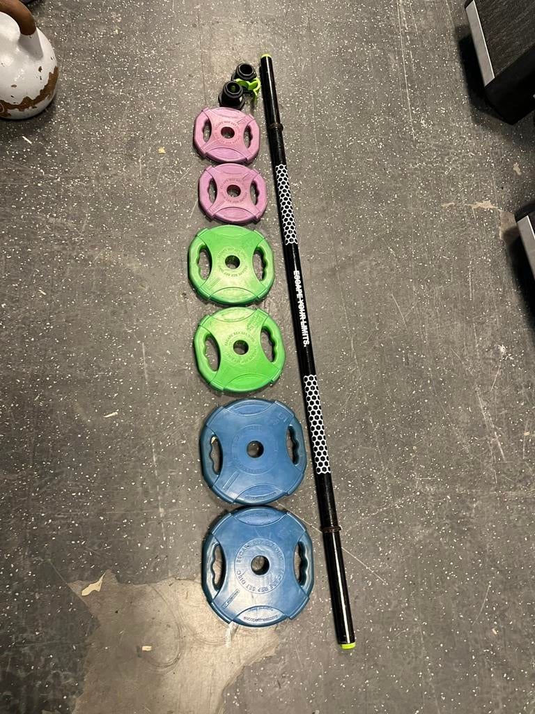 Reebok step met escape bodypump set, Sport en Fitness, Fitnessmaterialen, Gebruikt, Stang en gewichten, Ophalen of Verzenden, Halterset