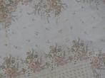 Vintage lap stof creme met beige en oranje bloemetjes, Beige, Ophalen of Verzenden, Zo goed als nieuw, 30 tot 120 cm