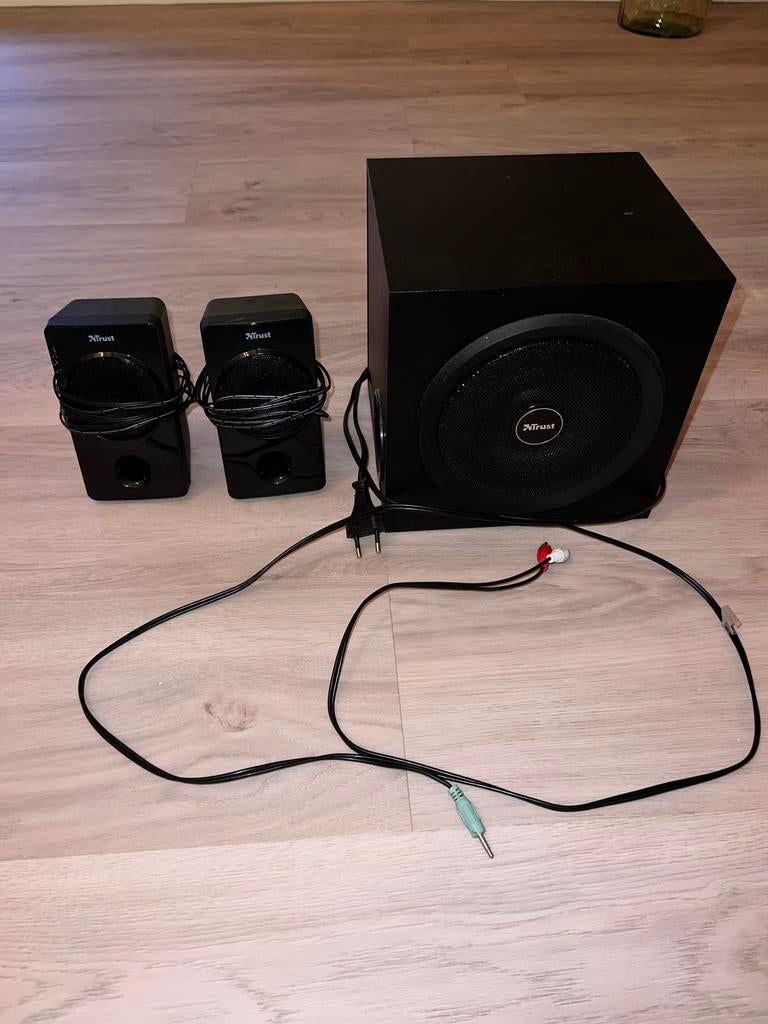 Trust Luidsprekerset met Subwoofer, Computers en Software, Pc speakers, Ophalen, Gebruikt