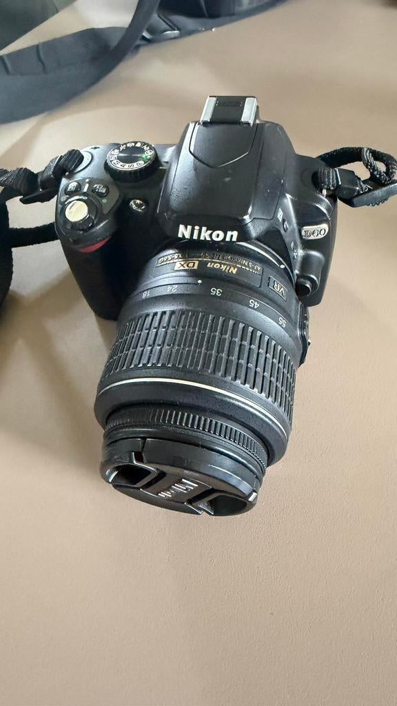 Nikon D60 complete camera met tas en oplader, Ophalen of Verzenden, Zo goed als nieuw, Nikon, Geen optische zoom