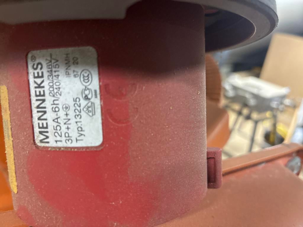 Mennekes 125A 5-polige stekkers (3P+N+Aarde), Ophalen of Verzenden, Gebruikt, Stekker