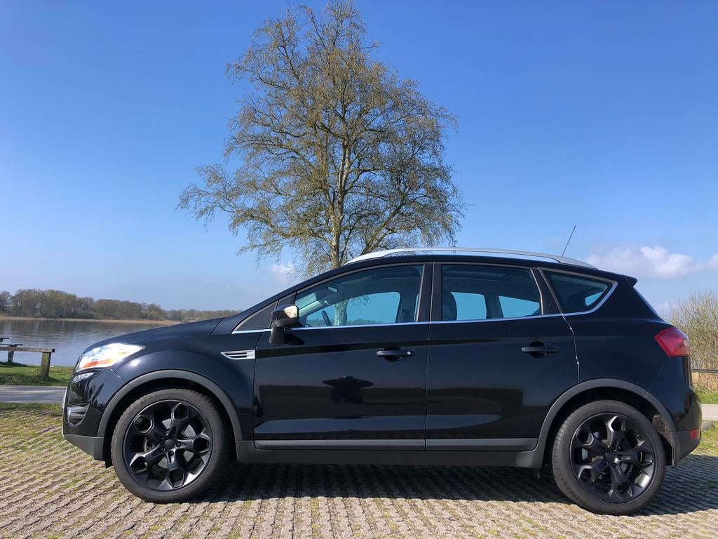 Vraagprijs 7750,00 Ford Kuga 2.5 T 147KW AWD 2010 Zwart, Auto's, Ford, 10 km/l, Handgeschakeld, Vierwielaandrijving, Particulier
