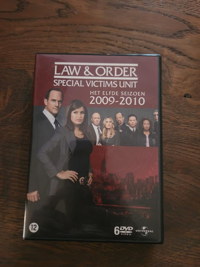 Law & Order dvd box, Cd's en Dvd's, Dvd's | Tv en Series, Vanaf 12 jaar, Ophalen of Verzenden, Zo goed als nieuw, Actie en Avontuur