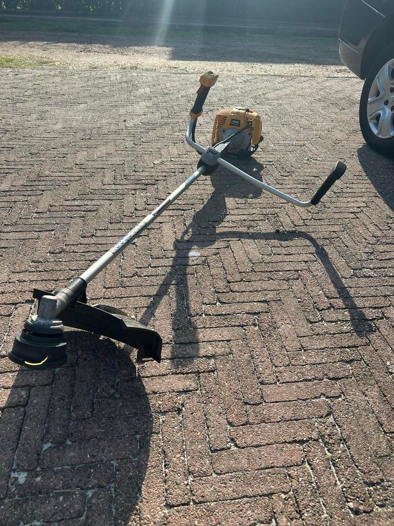 Stiga bosmaaier defect, Tuin en Terras, Bosmaaiers, Ophalen, Gebruikt, 30 tot 50 cm, Benzine