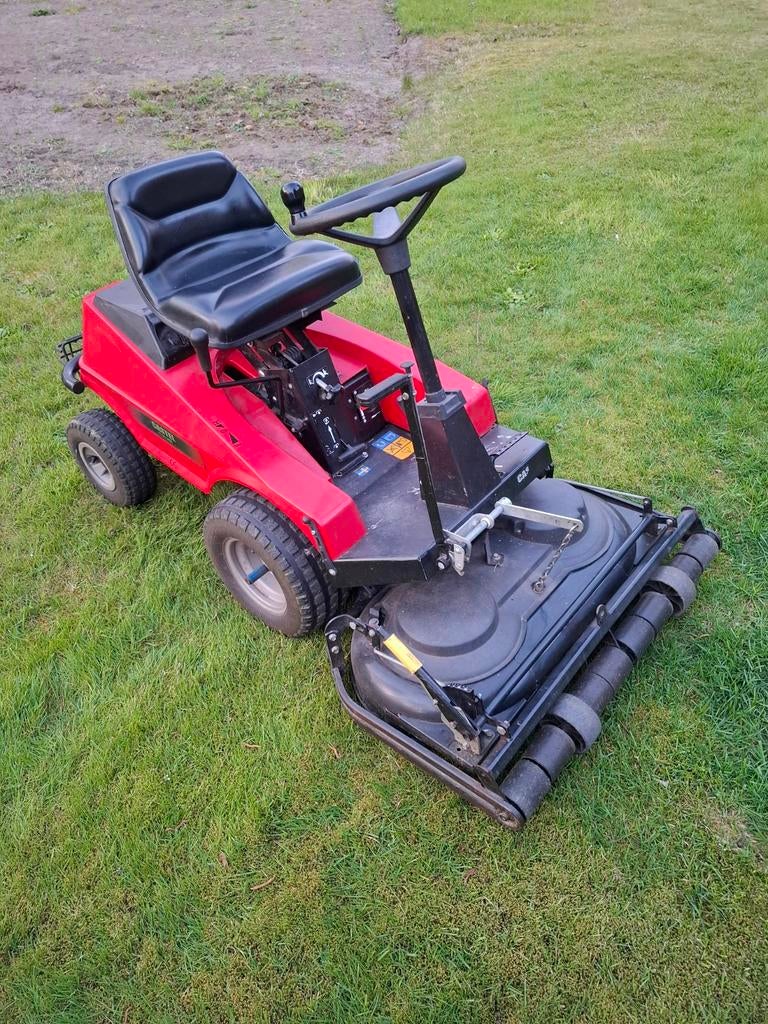 Zitmaaier gezocht voor loop of sloop, Ophalen, Cirkelmaaier, Gebruikt, Opvangbak