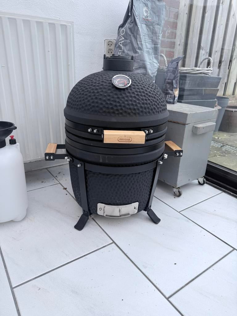 Buccan Kamado BBQ Sunbury Smokey Egg 15 inch, Ophalen, Zo goed als nieuw, Met accessoires