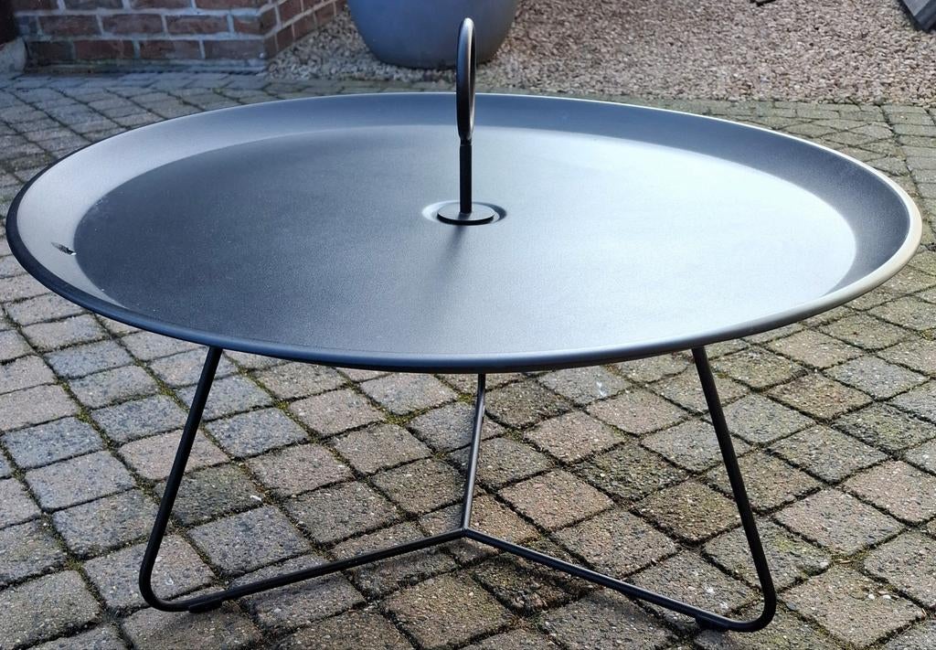 Bijzet tafeltje., Ophalen, Zo goed als nieuw, Rond