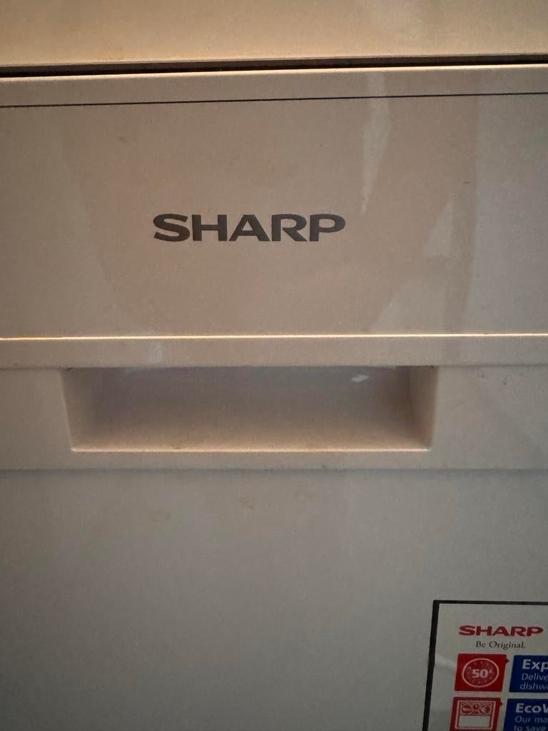 Vaatwasser Sharp z.g.a.n., 60 cm of meer, Ophalen of Verzenden, Zo goed als nieuw, Vrijstaand