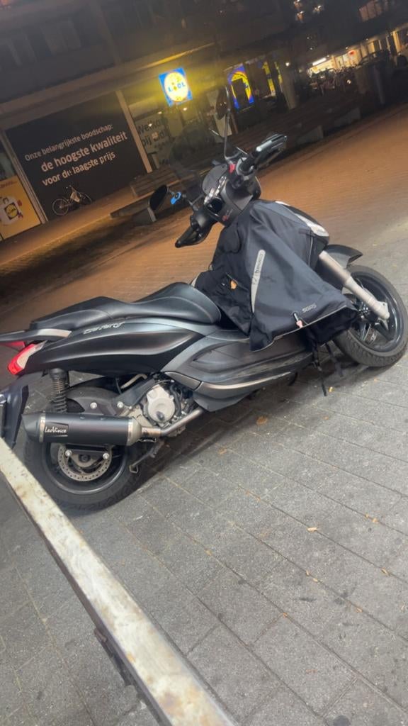 Beverly 350, Piaggio, Nieuw, Ophalen of Verzenden, Benzine