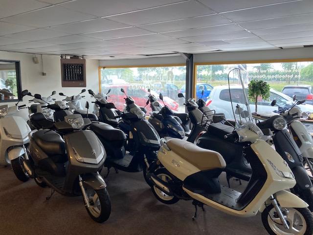 Peugeot Vivacity 50 10 X Op Voorraad Geel Kenteken, Gebruikt, Benzine, Peugeot