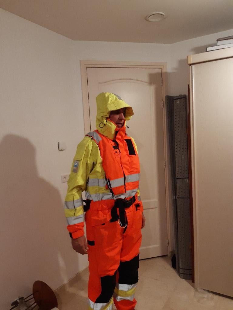 Overlevingspak Ki-Suit 310XP Overall met reddingsvest 275N, Watersport en Boten, Watersportkleding, Overige merken, Gebruikt, Overige typen