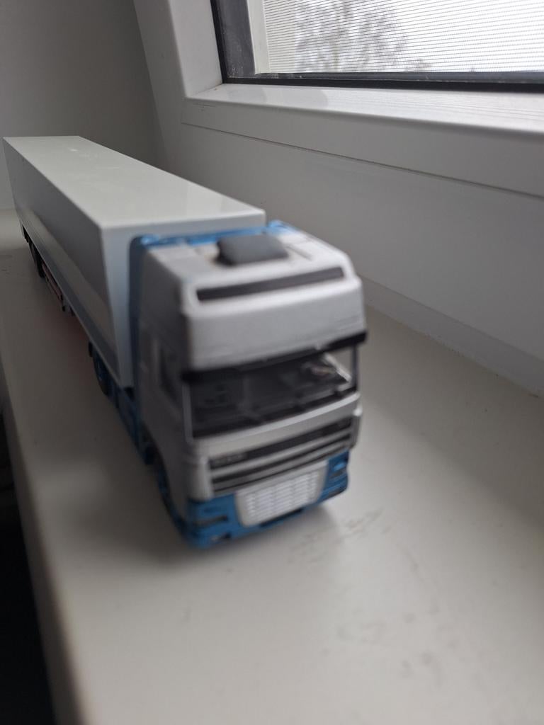 Lion toys daf en tekno Scania, Ophalen, Gebruikt