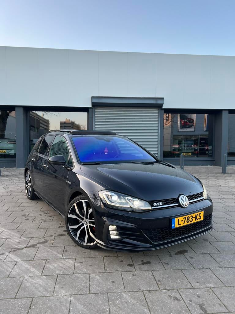 Volkswagen Golf 2.0 TDI Stage 1 230pk 500Nm 7-DSG 5D 2017, Auto's, Zwart, Zwart, Leder, Diesel
