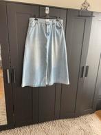 Lange spijkerrok maat 44 staat 42 in maar valt ruim, Blauw, Maat 42/44 (L), Ophalen of Verzenden, Zo goed als nieuw