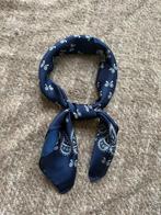 Elegante marineblauwe sjaal met bloemen, Verzenden, Nieuw, Blauw, Overige typen