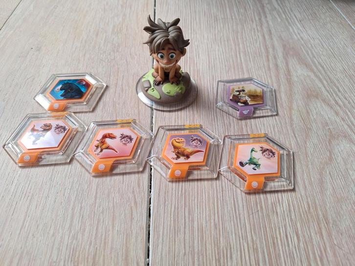 Disney Infinity: The Good Dinosaur & WALL-E figuren, Spelcomputers en Games, Games | Overige, Ophalen of Verzenden