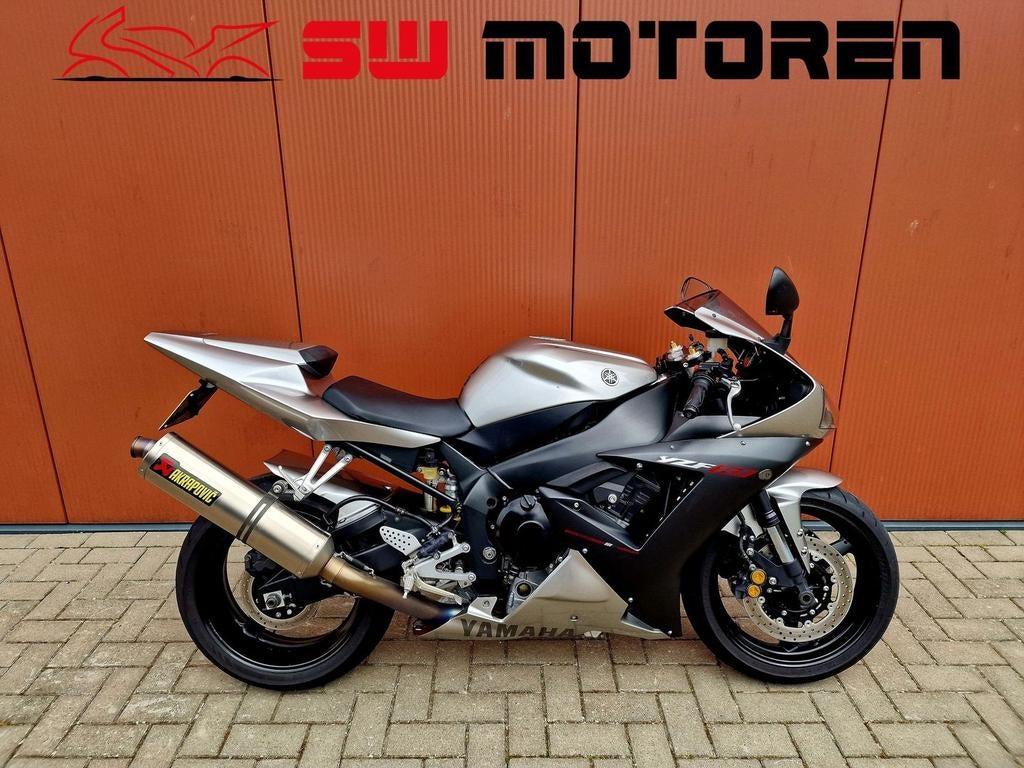 YZF R1 RN09, 1E EIG. NL MOTOR, AKRAPOVIC, LAGE KM, YZFR1, Motoren, 4 cilinders, Motorrijbewijs A, Bedrijf, Onbekend