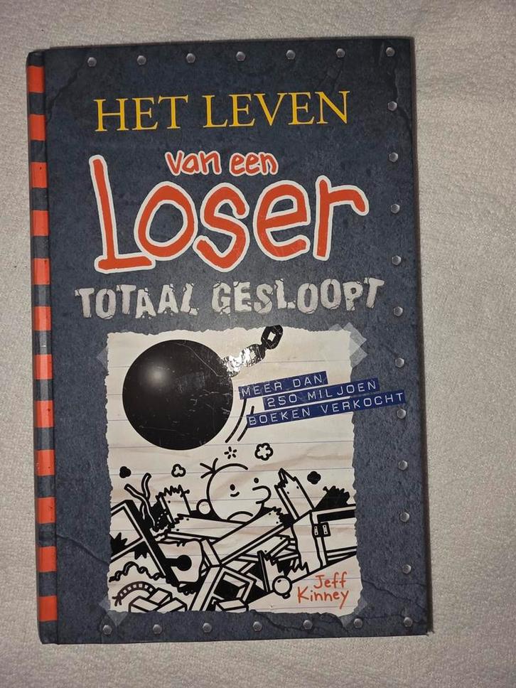 Jeff Kinney - Totaal gesloopt, Boeken, Kinderboeken | Jeugd | 10 tot 12 jaar, Zo goed als nieuw, Ophalen of Verzenden