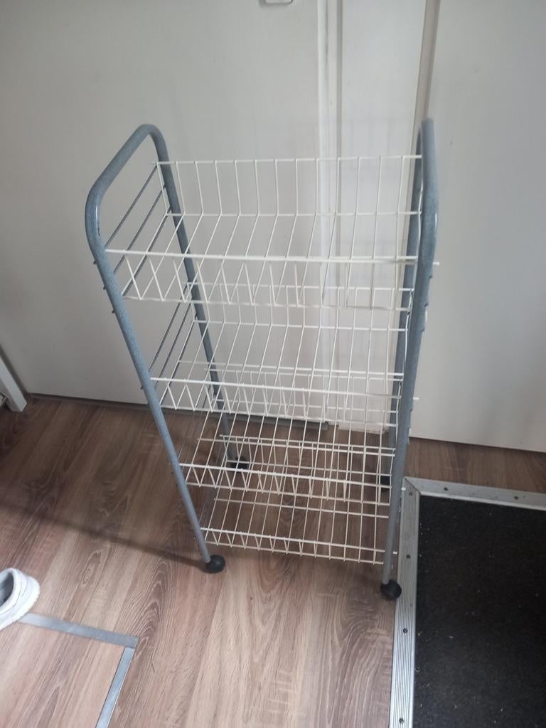 Schoenen rekje prijs € 10.00, Ophalen of Verzenden, Zo goed als nieuw
