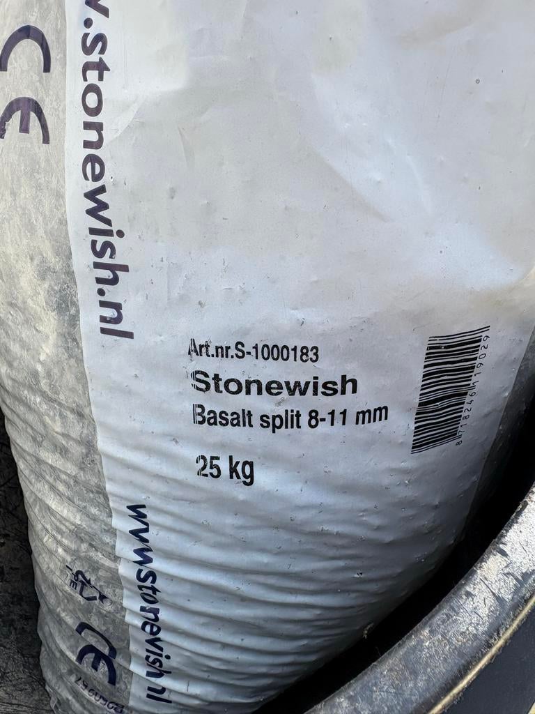 Stonewish Basalt Split 8-11mm Grind 24kg, Tuin en Terras, Ophalen, Nieuw, Grind, Basalt