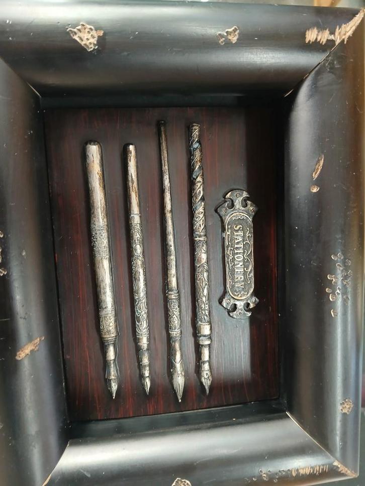 Antieke Pennenset in Lijst - Stationer, Antiek en Kunst, Antiek | Kantoor en Zakelijk, Ophalen of Verzenden